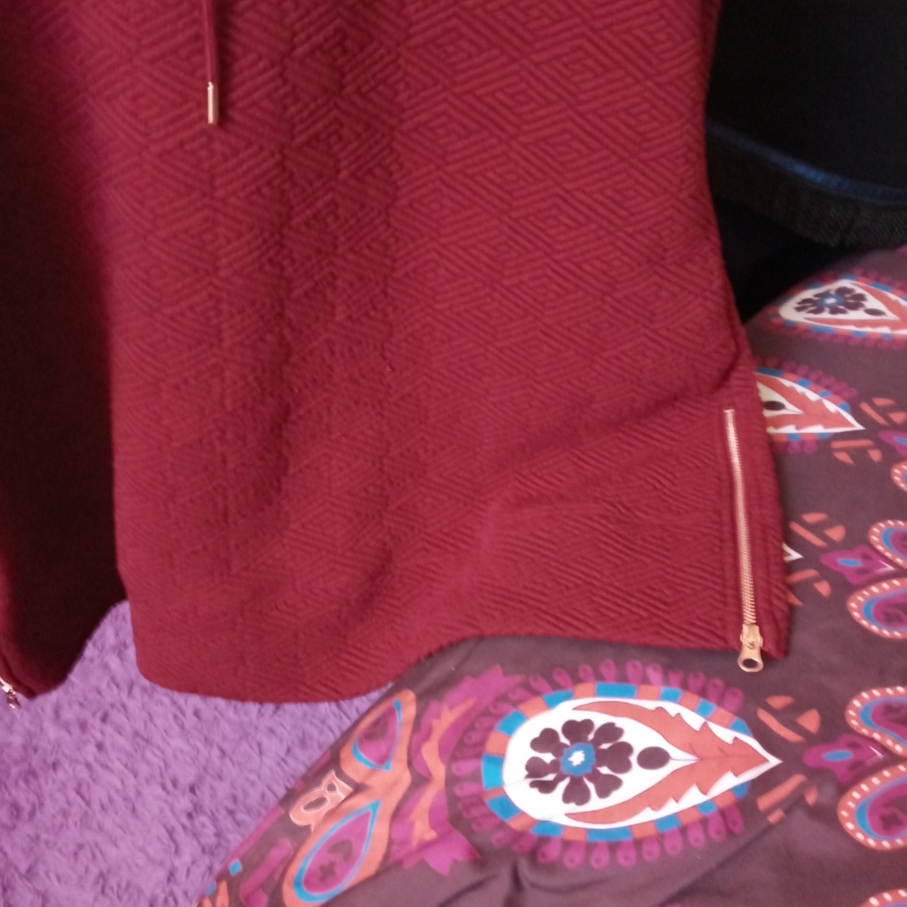 SWEATER BUNDLE! - image 15